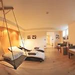 Park 4*
