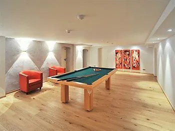 Ξενοδοχείο Park 4*